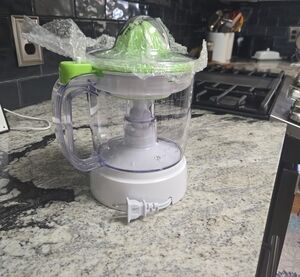 Proctor Silex Electric Citrus Juicer White & Black